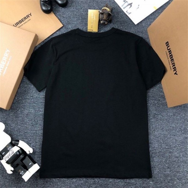 Burberry ペアルック tシャツ ブランドコピー カップル 夏 バーバリーメンズ tシャツ 半袖 レディース おしゃれ トップス 夏服 tシャツ 可愛い ハート柄 綿 カップル お揃い プレゼント 親子服 tシャツ 人気 おしゃれ 快適 大きいサイズ ティーシャツ