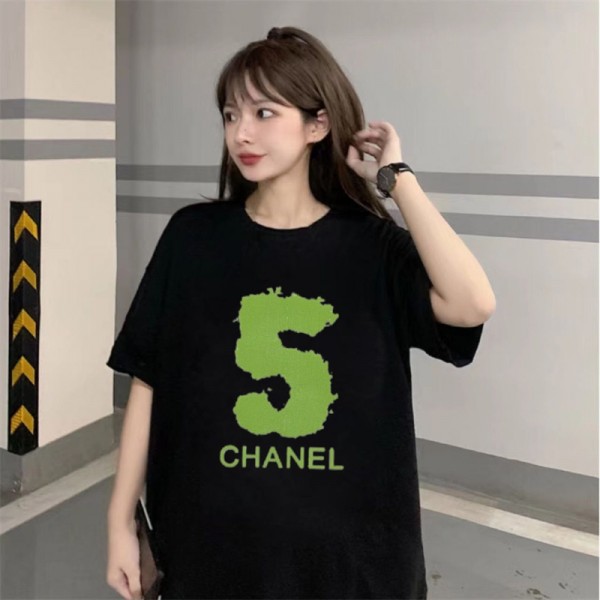 ブランド シャネル Ｔシャツ 潮ロング丈 スリット chanel  カットソー Tシャツ半袖 トップス レディース ゆったり 大きいサイズ 英字 黒白 高伸縮性 体型カバー お尻を隠せる 春 夏 秋 バッグプリント クルーネック コットン tシャツ ファッション