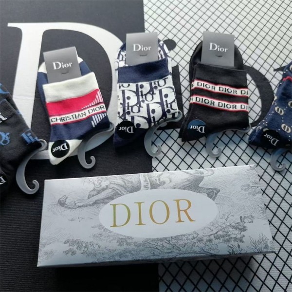 Dior ディオールブランド ストッキング 大人気ブランドミドルソックス 高品質浅口ソックス 女の子好き 韓国ブランドソックス 男女兼用 ファッション