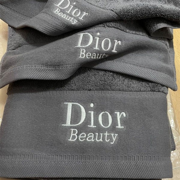 Dior ディオール高品質タオル軽量 ハイブランドエルメスバスタオル 激安 ハイブランド 綿製タオル ギフト Chanel フェイスタオル ブランド 人気 おしゃれ