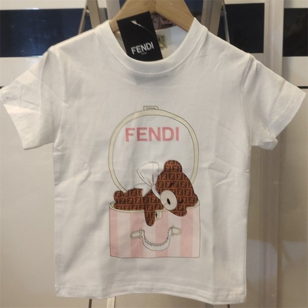 Fendi 半袖Tシャツ フェンディ ブランドtシャツ カットソー コピー 上着 tシャツ ハイブランド 夏tシャツ ブランド かわいい ブランド メンズ 流行り レディース