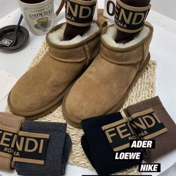 Fendi フェンディハイブランド ソックス 綿製コットン 靴下 メンズ 通気性ブランドミドルソックス 高品質ブランドソックス 男女兼用 ファッション