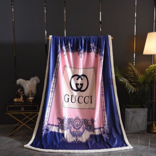 Gucci グッチ激安ブランドパロディ毛布 保温防寒 旅行 昼寝毛布 フリースブランケット 寝具夏春秋冬用丸洗いOK 旅行用毛布寝具 エアコン対策 車中 オフィス お昼寝ブランド毛布 激安