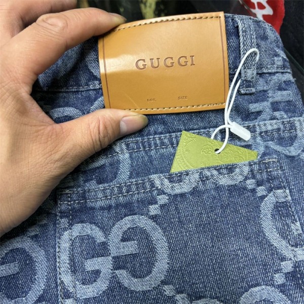 グッチ ブランド デニムパンツ ストレートパンツ Gucci ズボン ジーンズ デニム ボトムス 服 ロングパンツ シンプル カジュアル 大人 スタイルアップ ギフト プレゼント 定番 通年 春 秋 冬 レディース