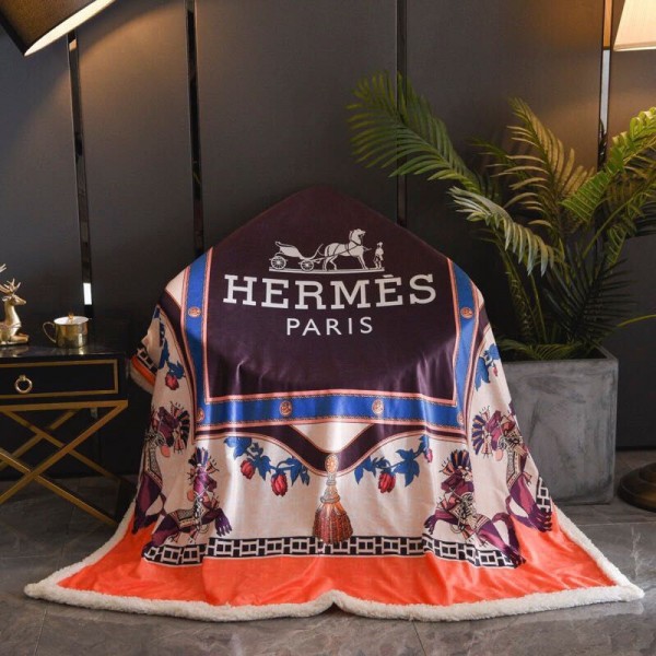 Hermes エルメスハイブランド毛布コピー夏 エアコン毛布 ブランド寝具 エアコン対策 車中 オフィス お昼寝ブランド毛布 激安 掛け毛布 肩掛け 着る毛布 プレゼント 秋冬用 洗える 防寒 エアコン対策 通年使用