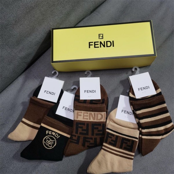 Fendi フェンディブランド ソックス 大人気コットン 靴下 メンズ 通気性浅口ソックス 5足セット 女の子好き 韓国上質な コットン ソックス くつした