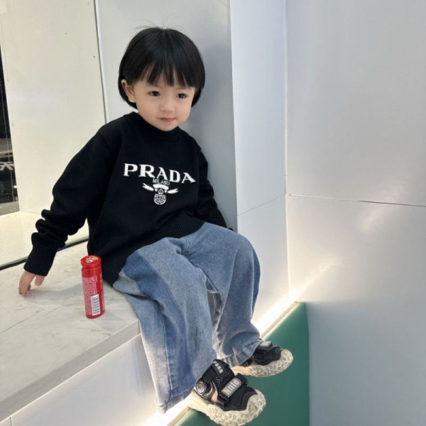 Prada プラダブランド子供服 ニットセーター 男の子 女の子 クルーネック 長袖 丸首 綿 キッズ 春秋冬 シンプル 通学 ボーイズ ガールズ 下着 インナー 防寒 90 - 150cm