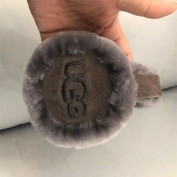 アグ イヤーマフ レディース 防寒 UGG ブランド イヤーウォーマー 暖かい 裏起毛 ズレにくい 可愛い ふわふわ 耳あて 携帯便利 軽量 耳カバー 通勤通学 お出かけ アウトドア