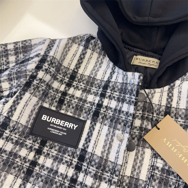 Burberry コート スタジャン