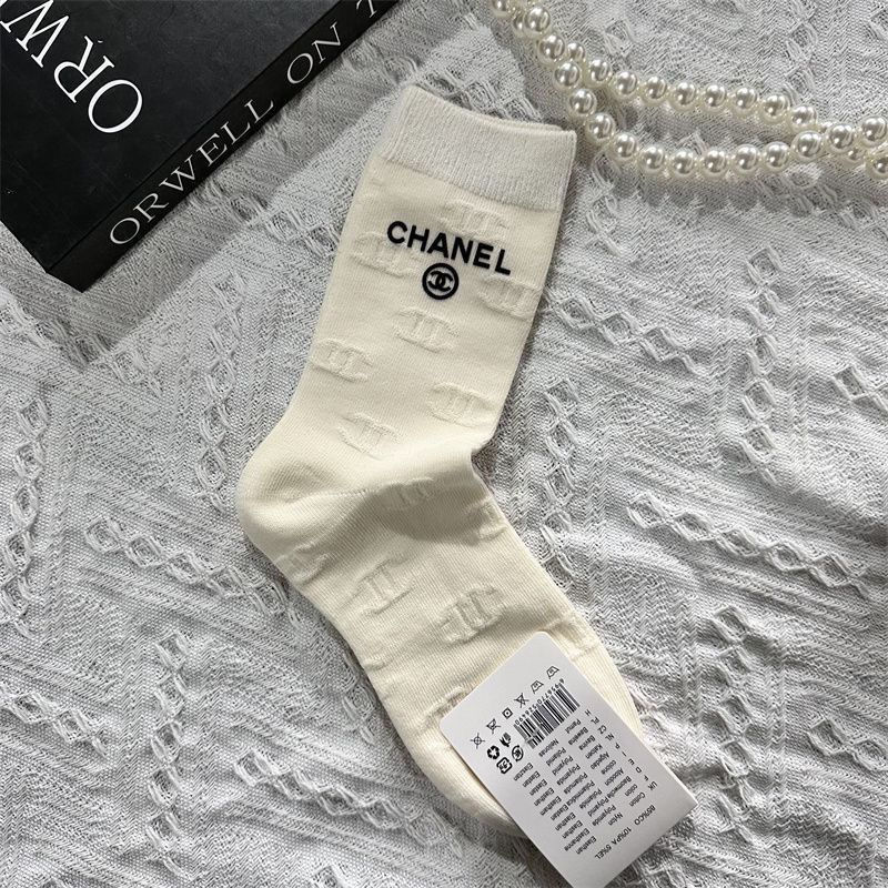 Chanel ハイソックス 女の子