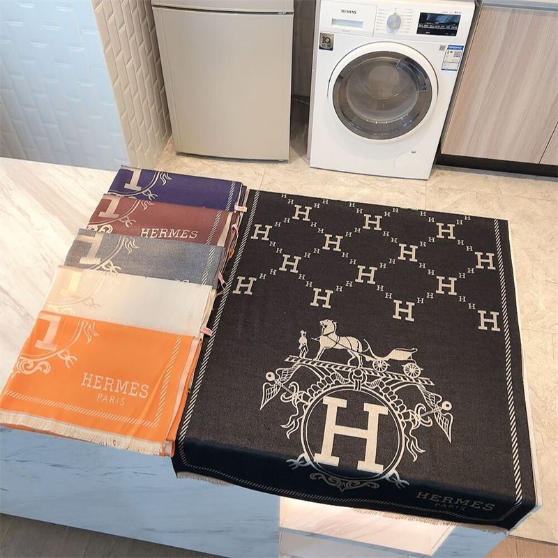 Hermes 春秋 スカーフ 