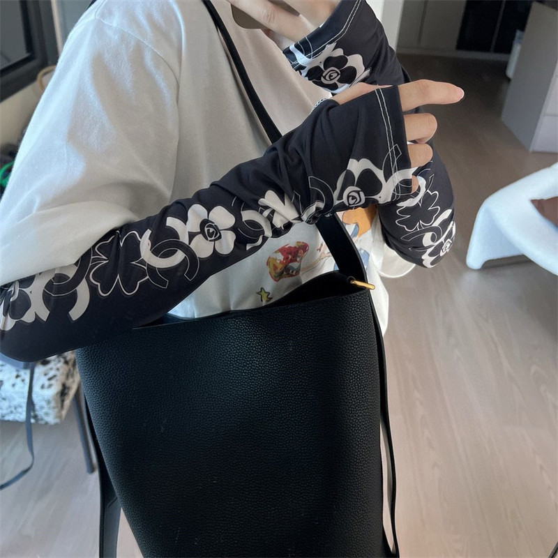  レディース シャネル CHANEL アームカバー