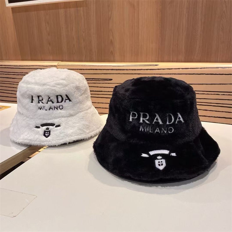 ブランド Pradaバケット帽子